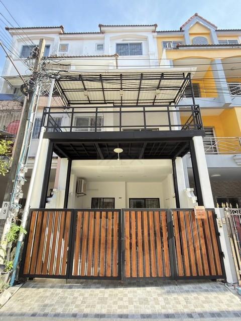 ให้เช่าทาวน์โฮม4ชั้นย่านพัฒนาการสวนหลวง หมู่บ้านซิตี้พาร์คพัฒนาการ38เฟอร์พร้อมเข้าอยู่ ใกล้ ARL หัวหมาก