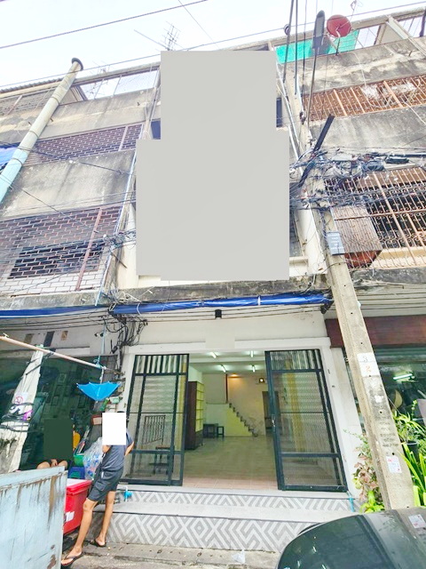 ประดิพัทธ์ 11-22 พญาไท ร้านอาหารให้เเช่าร้านอาคาร 3.5 ชั้น  พหลโยธิน BTSสะพานควาย 640ม.  19ตร.วา. 239ตร.ม. BTSอารีย์ 1 กม.