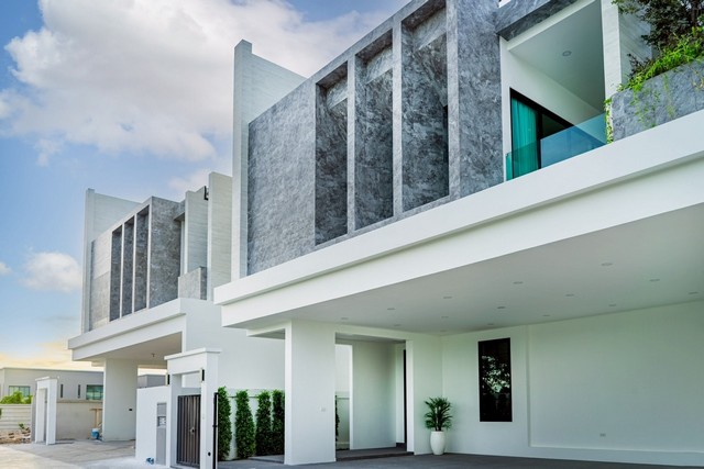 ขายบ้านโครงการบ้านเดี่ยวTHAMBER(แทมเบอร์) ไพรเวทพลูวิลล่าสุดหรู หลังใหญ่ 2 ชั้น ใกล้มอเตอร์เวย์สาย 7