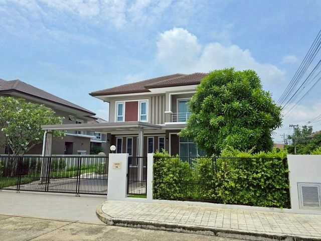 ขาย 7.8 ล้าน #พรีโก้ #สันกำแพง 100.4 ตรว. บ้านเดี่ยวหลังใหญ่ 2 ชั้น ตกแต่งพร้อมเฟอร์นิเจอร์ #หิ้วกระเป๋าเข้าอยู่ได้ทันที! #น้ำไม่ท่วม