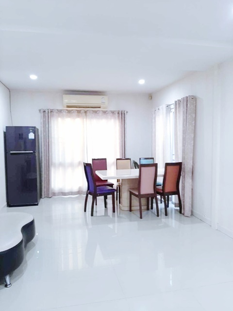 BigC บ้านเดี่ยว 2 ชั้น สนามบินสุวรรณภูมิ8.5กม. ร่มเกล้า2-10 โลตัส สุขาภิบาล 3 2.1กม. 50ตารางวา 3นอน