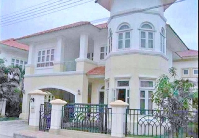 ภัสสร เช่าบ้านเดี่ยว 2 ชั้น รังสิต คลอง 3  รร.นานาชาติสยาม 1.4 กม. 3 นอน  เพียวเพลส รังสิต คลอง 2 1.2 กม. รพ.เอกปทุม 1.4 กม.