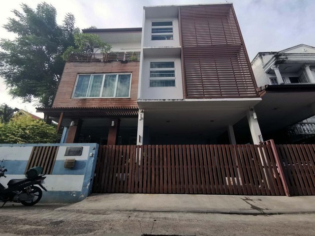 ขาย บ้านเดี่ยว รวมพร วิลล่า ไทรม้า เมืองนนทบุรี PTT13085