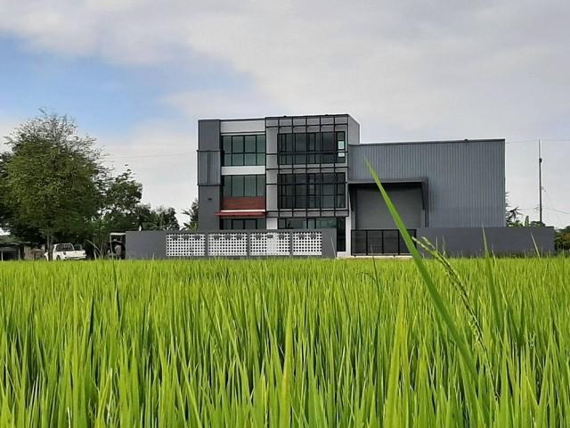 ขายโรงงานมีออฟฟิศ 200 ตร.ว. ย่านลำลูกกาคลอง 9 ปทุมธานี พื้นที่สีม่วงเข้ม ขอ รง.4 ได้ (สร้างใหม่)