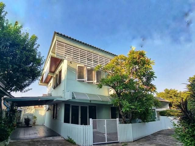 ให้เช่าบ้านเดี่ยว 2 ชั้น 40 ตรว. ย่านสามเสน ราชวัตร เขตดุสิต เฟอร์พร้อมอยู่ ใกล้ ม.สวนดุสิต