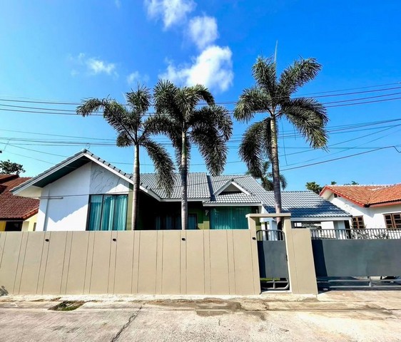 ขายบ้านเดี่ยวพัทยา เฟอร์นิเจอร์แบบจัดเต็มทั้งหลัง พร้อมเข้าอยู่ FP-H01202 