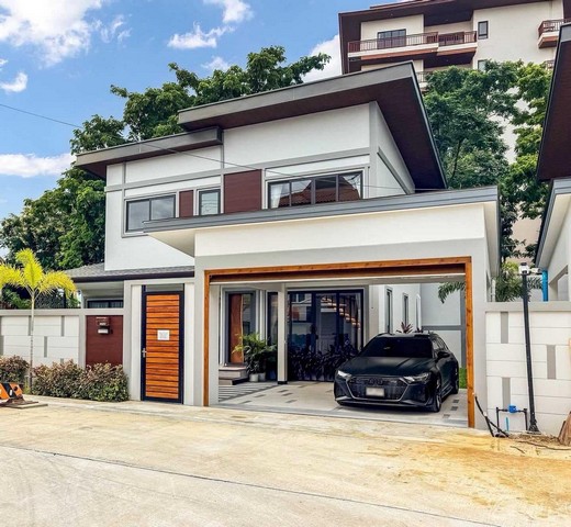 บ้านพูลวิลล่า – ใจกลางเมืองพัทยา ฝั่งทะเล ราคาขาย: 23,900,000 บาท4 ห้องนอน 5 ห้องน้ำ