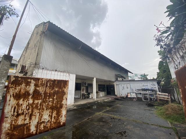 ขายอาคาร 2 ชั้น พื้นที่ใช้สอย 1,000 ตร.ม. เขตราษฎร์บูรณะ ใกล้ตึกกสิกร สำนักงานใหญ่