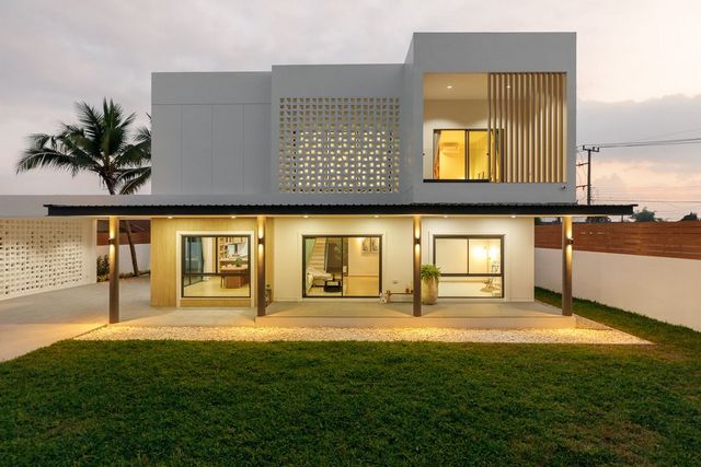 โซนท่าวังตาล 8.29 ล้าน 200 ตรว. 5 นอน 3 น้ำ #สารภี #บ้านสร้างใหม่ 2 ชั้น #สไตล์โมเดิร์น ตกแต่งสวย เฟอร์นิเจอร์จัดเต็ม พร้อมเข้าอยู่ได้เลย