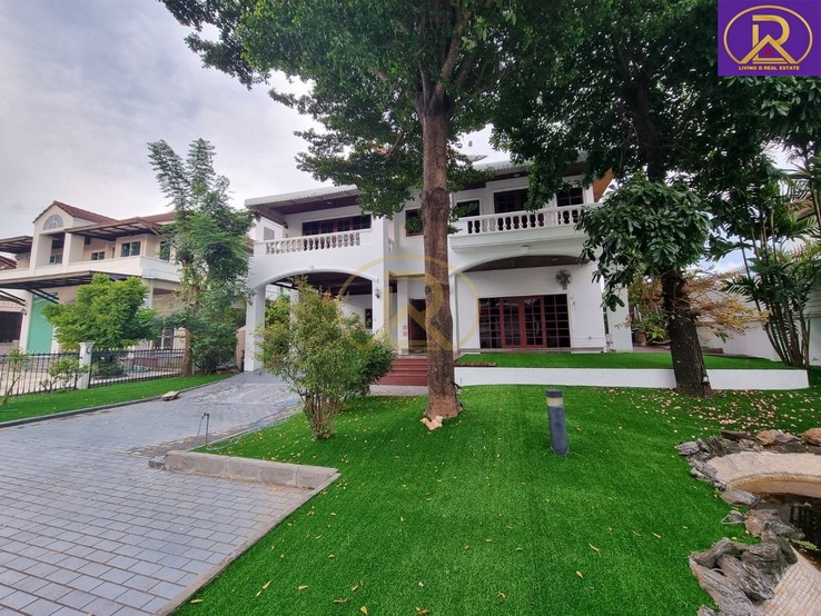 ให้เช่าบ้านเดี่ยวปรับปรุงใหม่ หมู่บ้านฟลาวเวอร์ลี การ์เด้น หลังใหญ่  ซอยเฉลิมพระเกียรติ ร.9-47  แขวงหนองบอน เขตประเวศ กรุงเทพมหานคร