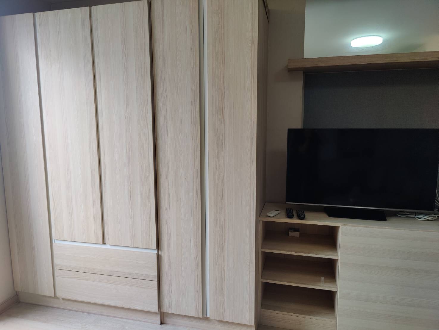 ให้เ่ช่าคอนโด Elio Del Ray เช่า ตึก F ใกล้ BTS ปุณวิถี มีเครื่องซักผ้า