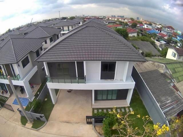 HR 6160 ให้เช่า บ้านเซนโทร วิภาวดี 4 ห้องนอน 5 ห้องน้ำ ถนนช่างอากาศอุทิศ ดอนเมือง ตกแต่งพร้อมอยู่