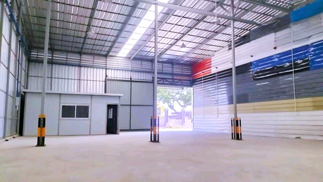 วิทยาลัยการอาชีพหนองจอก ร่วมพัฒนา 1-8 ตรอ.ดีซีพี หนองจอก 1 กม. ให้เช่าโกดัง พร้อมออฟฟิศ 297 ตร.ม. 75 ตร.วา. ย หมู่บ้านวัฒนา ลำต้อยติ่ง