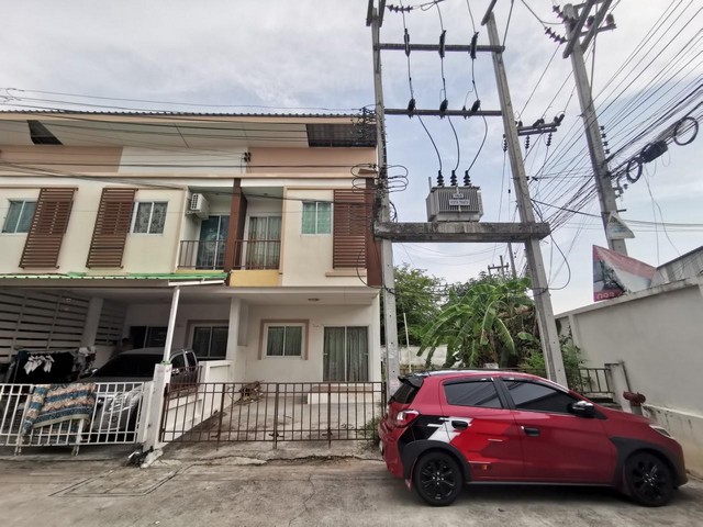 ขาย ทาวน์เฮ้าส์ ธนาพร แหลมฉบัง  ศรีราชา ชลบุรี PTT00688