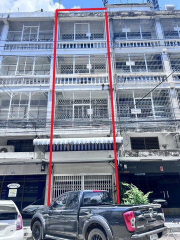 ให้เช่าอาคารพาณิชย์ 4.5ชั้น สุขุมวิท 46 (ใกล้ท่าเรือคลองเตย) เดินทางสะดวก