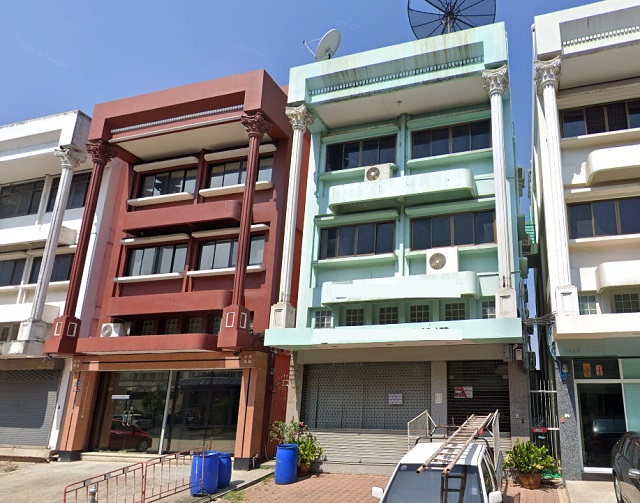 จดบริษัทได้   45ตร.วา. 525ตร.ม ให้เช่าอาคารพาณิชย์  3.5ชั้น .เดอะมอลล์ บางแค 1.2กม.  MRT หลักสอง 1.9 กม. 4นอน  ออฟฟิศ   5 น้ำ 