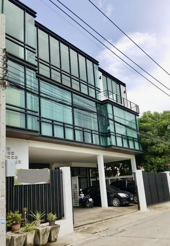 โกดังอาคารสำนักงาน โพธิ์แก้ว 500ตร.ม. ลาดพร้าว101 เนื้อที่100 ตร.วา 