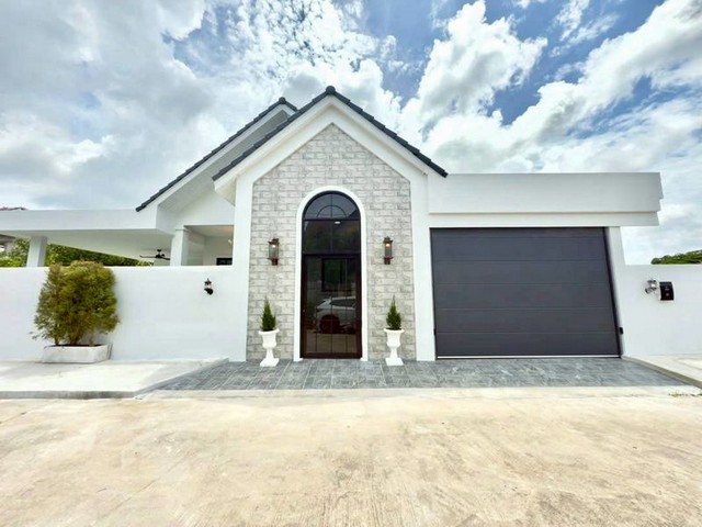 ขายบ้านเดี่ยว หัวมุม พัทยาปาร์ค ฮิลล์ – สระว่ายน้ำ พร้อมเฟอร์ครบ TP-H1651