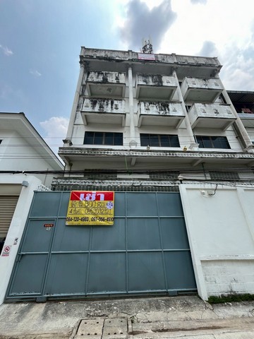 ให้เช่าอาคารพาณิชย์ 4 ชั้น 3 คูหา  ทำเลทองย่านบางมด ถนนประชาอุทิศ ซอย 47  ตรงข้ามมหาวิทยาลัยเทคโนโลยีพระจอมเกล้าธนบุรี   ZTK217 