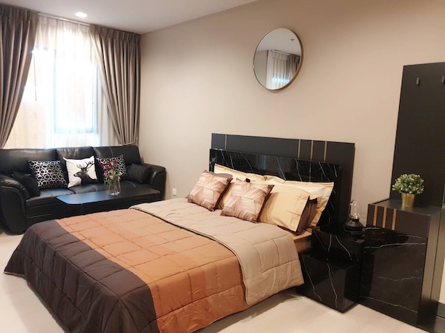 Life One Wireless beautiful view safe peaceful 7th floor BTS Ploenchit