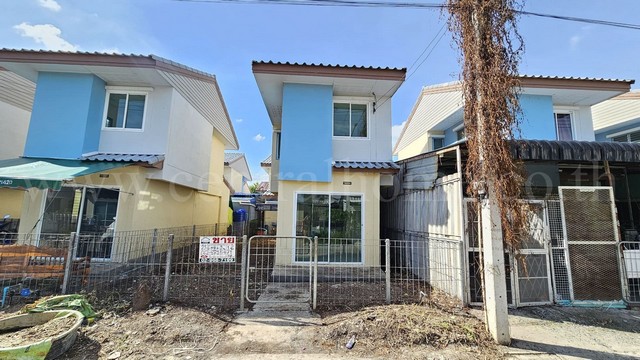 ขายด่วน ทาวน์เฮ้าส์ บ้านเอื้ออาทร คลอง 10/3 บ้านใหม่ ไม่เคยเข้าอยู่