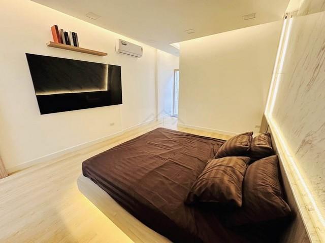 P1156 ให้เช่าบ้าน ซอยจันทร์ 32 สาทร หลังมุม สไตล์โมเดิร์น ติดถนน ใกล้เอเชียทีค Central พระราม 3