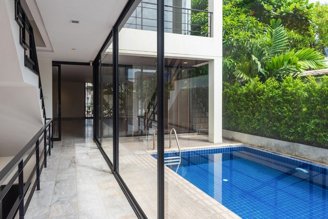 ให้เช่าบ้านเดี่ยว4ชั้นใจกลางอารีย์ พญาไท 750 ตร.ม.พร้อมสระส่วนตัวใกล้BTSอารีย์กระทรวงการคลังสามเสนดุสิต