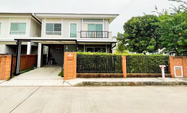 ขาย 3.4 ล้าน 44.1 ตรว. #บ้านในโครงการเครือพฤกษา มหิดล-เจริญเมือง สันกำแพง ขายพร้อมผู้เช่ารับรายได้เดือนละ22,000 บาท ใกล้เมือง เดินทางสะดวก